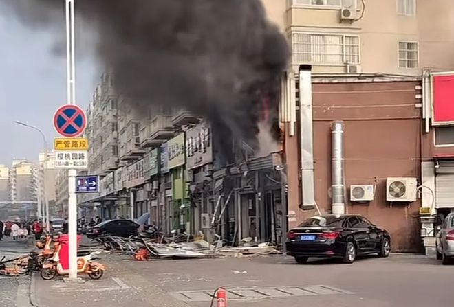 重庆一步行街突发爆炸？谣言